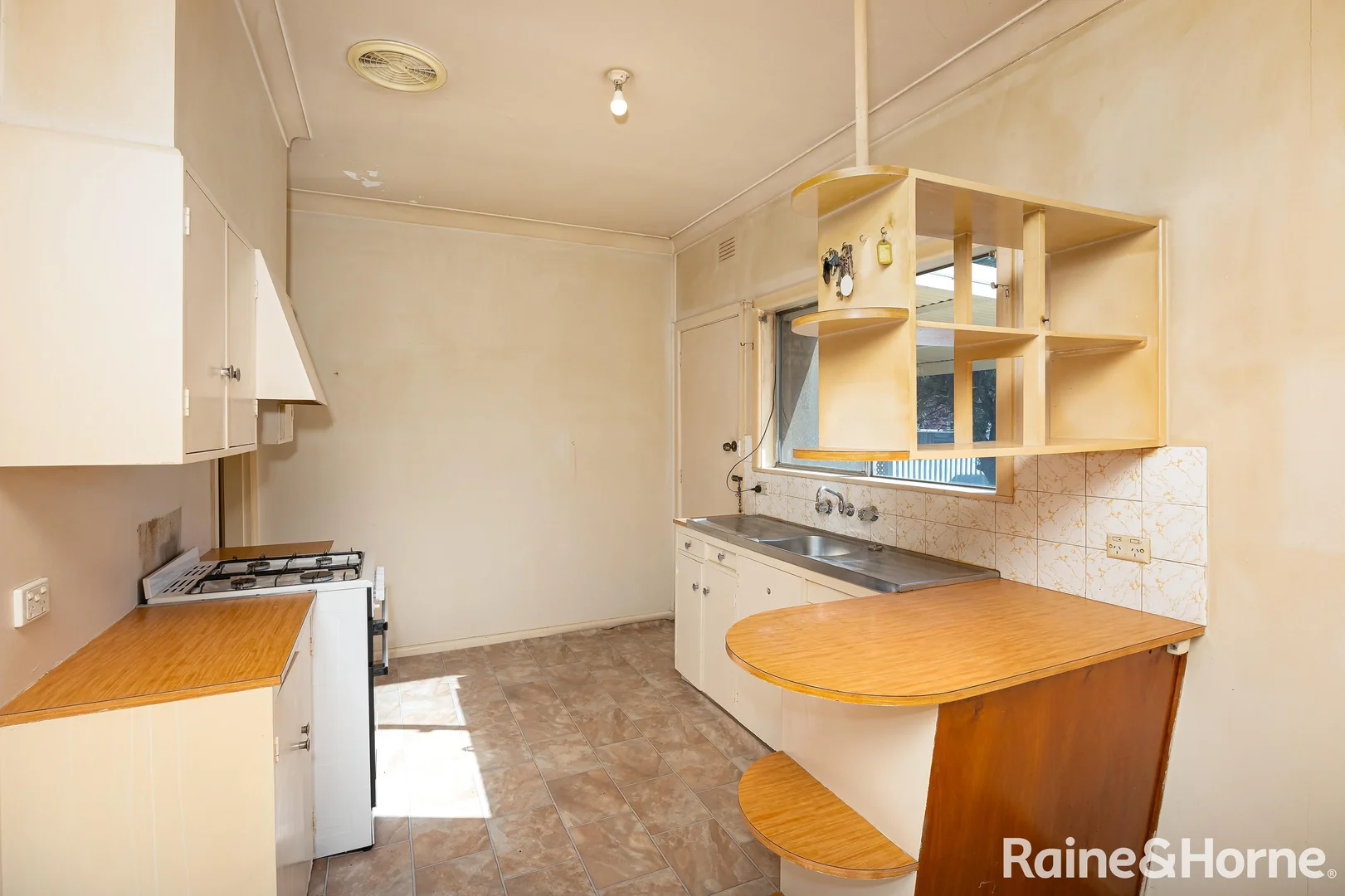 Additional image 3 of 211 Fernleigh Road, Ashmont NSW 2650