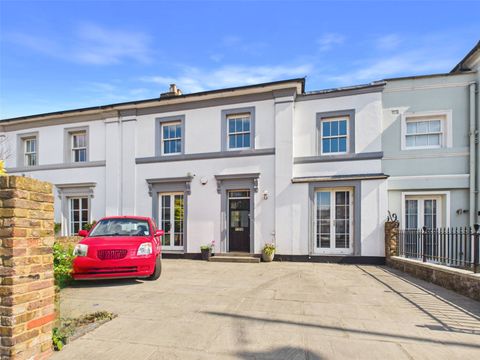 The Green, Twickenham TW2