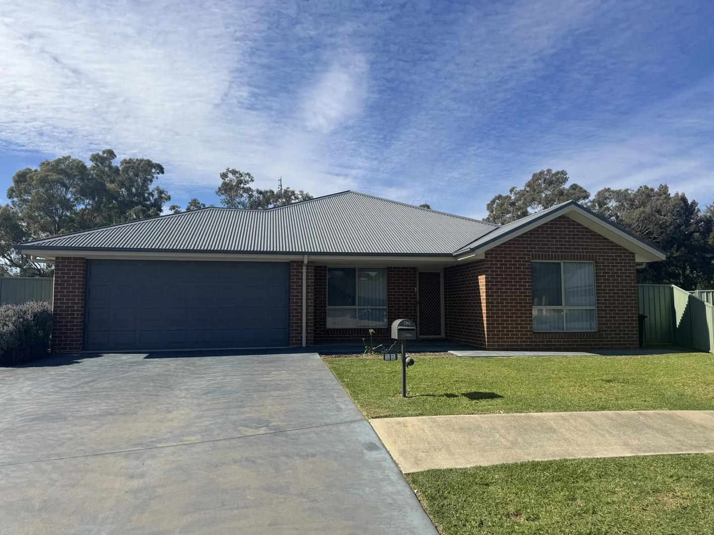 11 Francis Place, Young NSW 2594