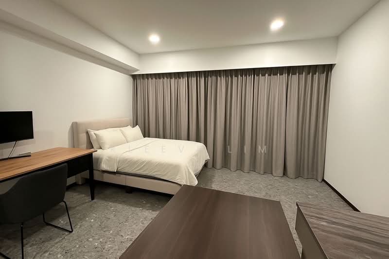 Additional image 2 of 1 Pearl Bank
