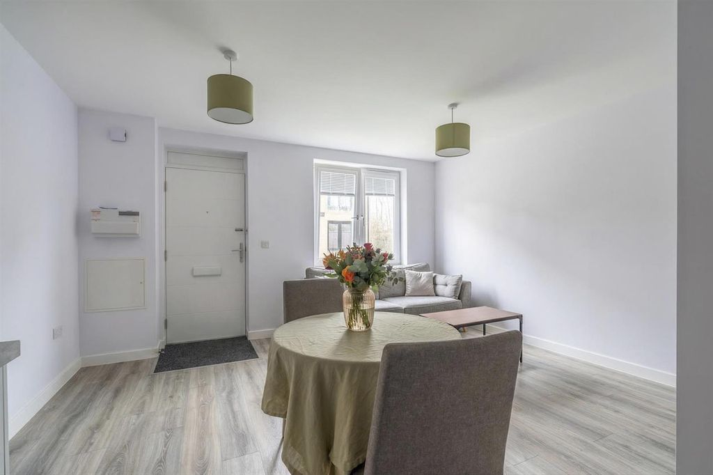 Additional image 4 of 1 bed flat for saleFifth Avenue, York YO31