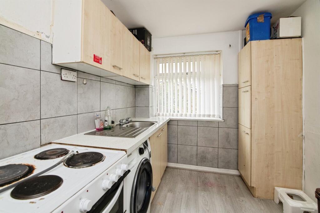 Additional image 8 of Oakthorpe Gardens, Tividale, Oldbury