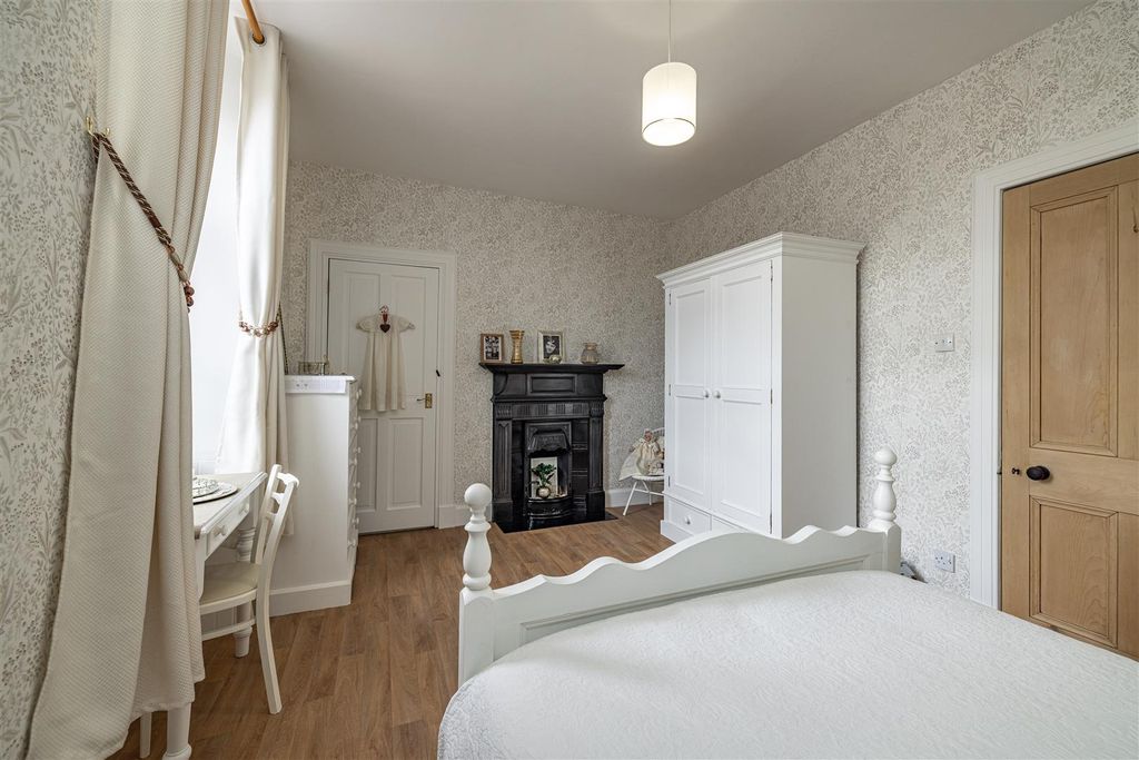 Additional image 13 of 4 bed flat for saleShawpark Road, Selkirk TD7