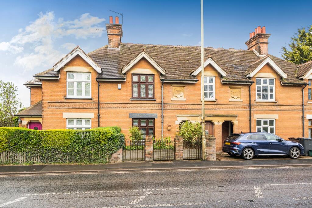 Radlett Road, St Albans, AL2