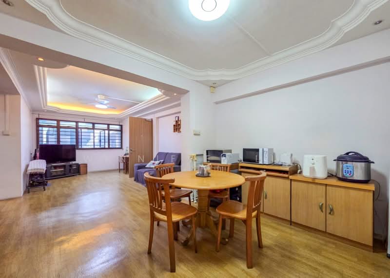 172 Hougang Avenue 1