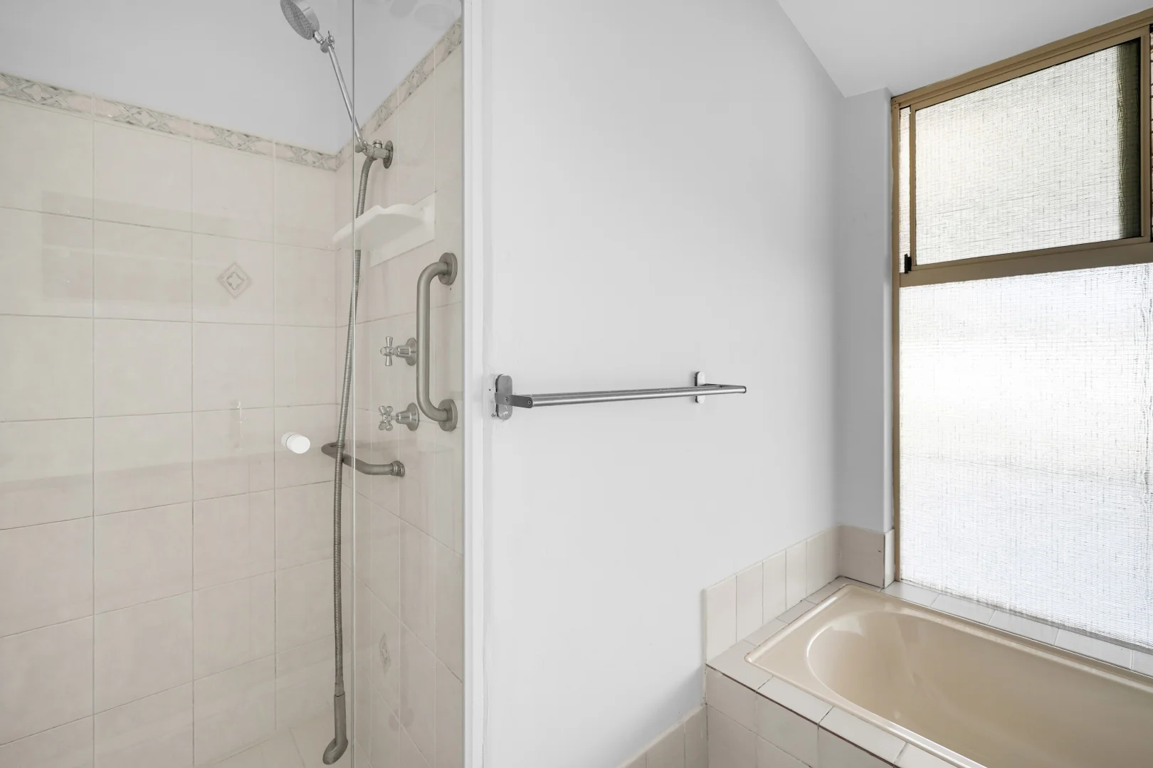 Additional image 20 of 64 Discovery Drive, Thornlie WA 6108