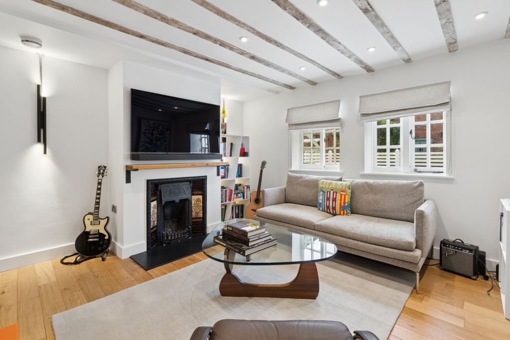 Additional image 3 of 2 bed end terrace house for saleWycombe End, Beaconsfield HP9