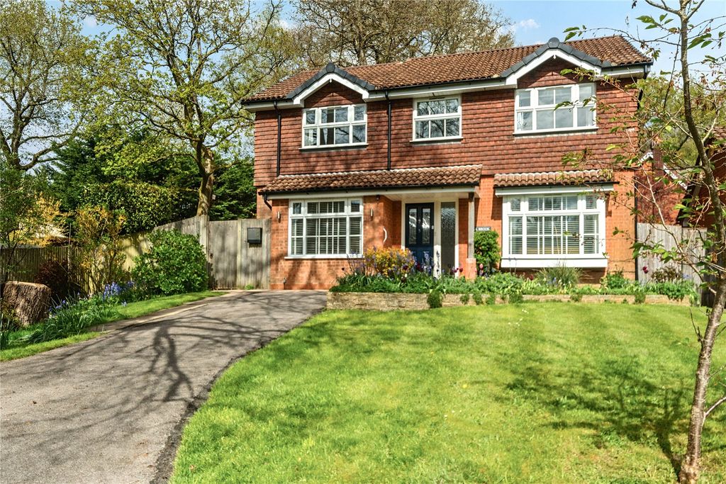 4 bed detached house for saleHaslemere, Surrey GU27