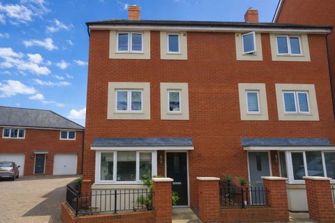 Sunflower Road, Bristol BS16