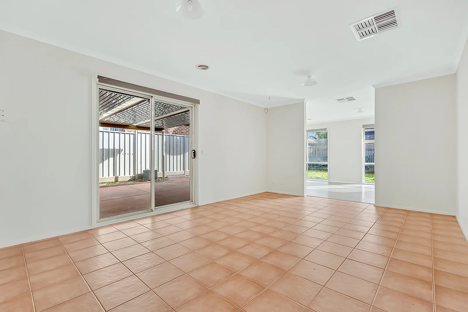 Additional image 9 of 4 Chelmsford Court, Craigieburn VIC 3064