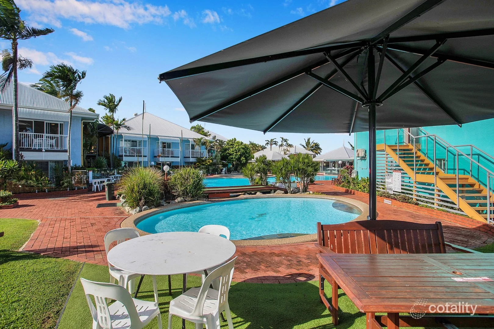 unit 219/6 Beach Rd, Dolphin Heads QLD 4740