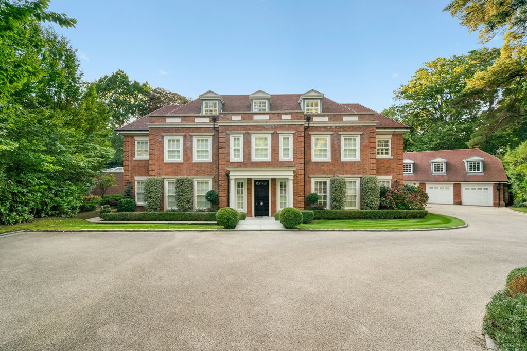 6 bed property for saleHeathfield Avenue, Berkshire, Ascot SL5, United Kingdom