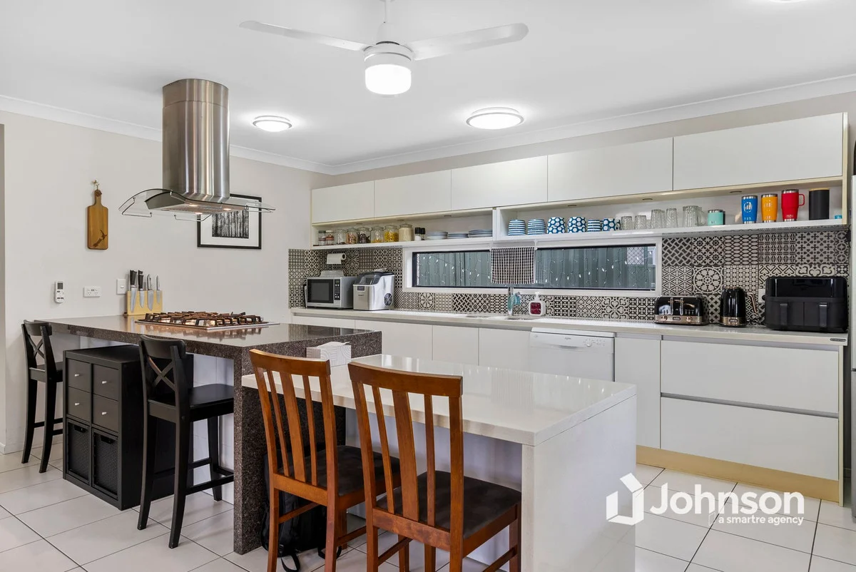 Additional image 7 of 115A Ziegenfusz Road, Thornlands QLD 4164