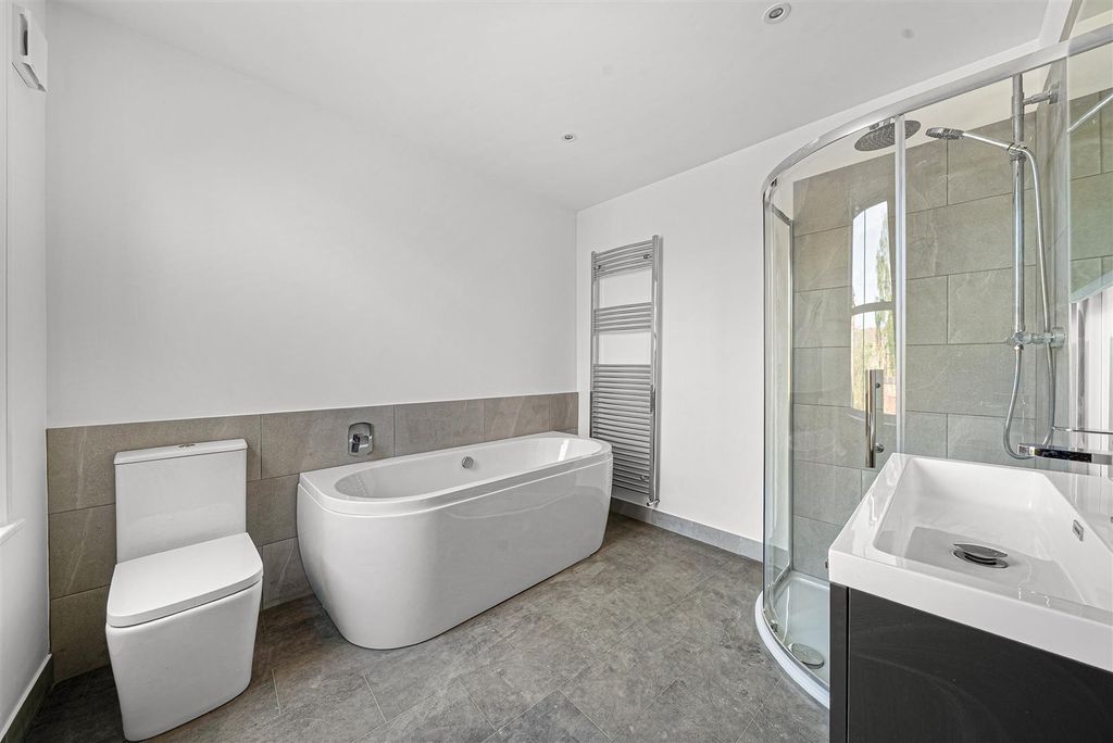 Additional image 4 of 4 bed end terrace house for saleVyner Street, York YO31
