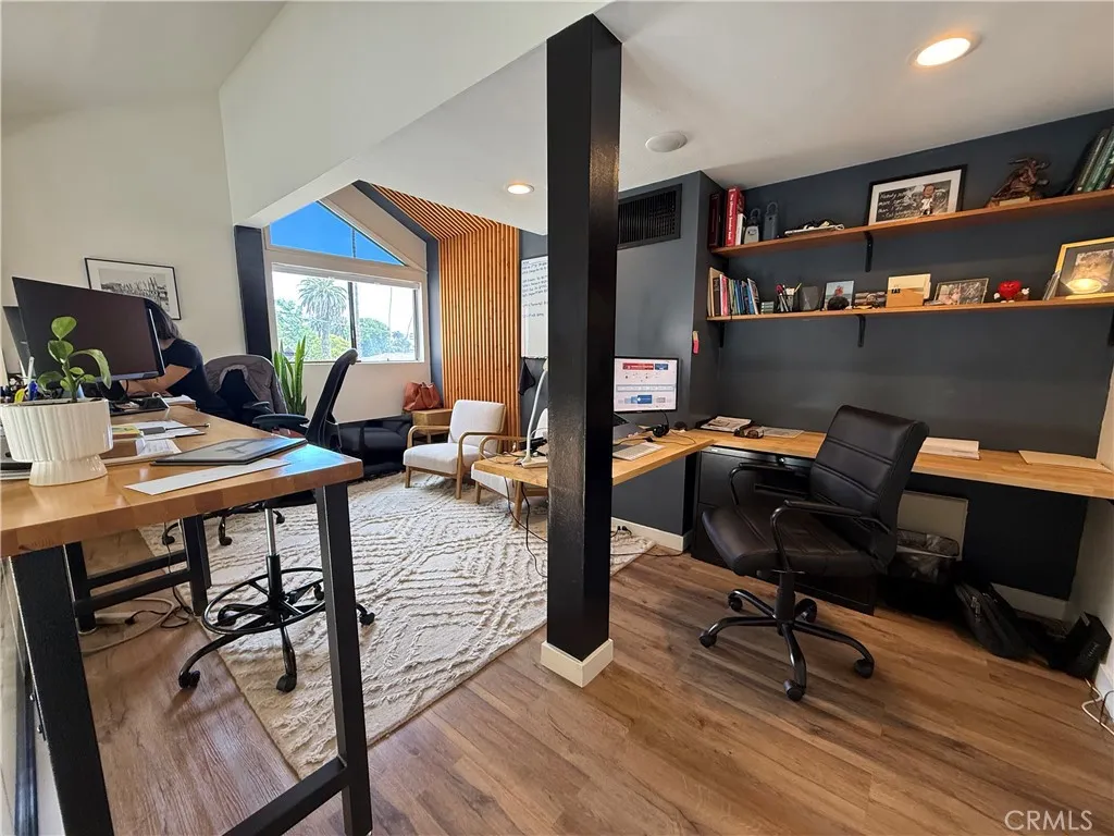 Additional image 35 of 2734 E Broadway Unit 7, Long Beach, CA 90803
