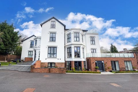 Dudlow Lane, Calderstones, Liverpool. L18