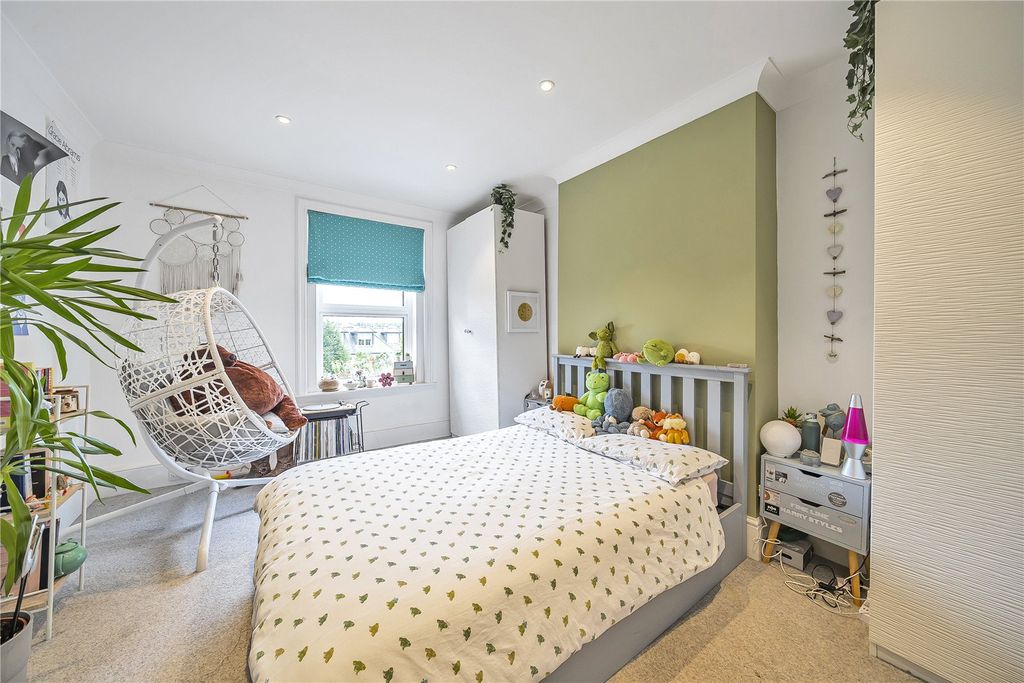 Additional image 7 of 6 bed detached house for saleThorold Road, Farnham, Surrey GU9