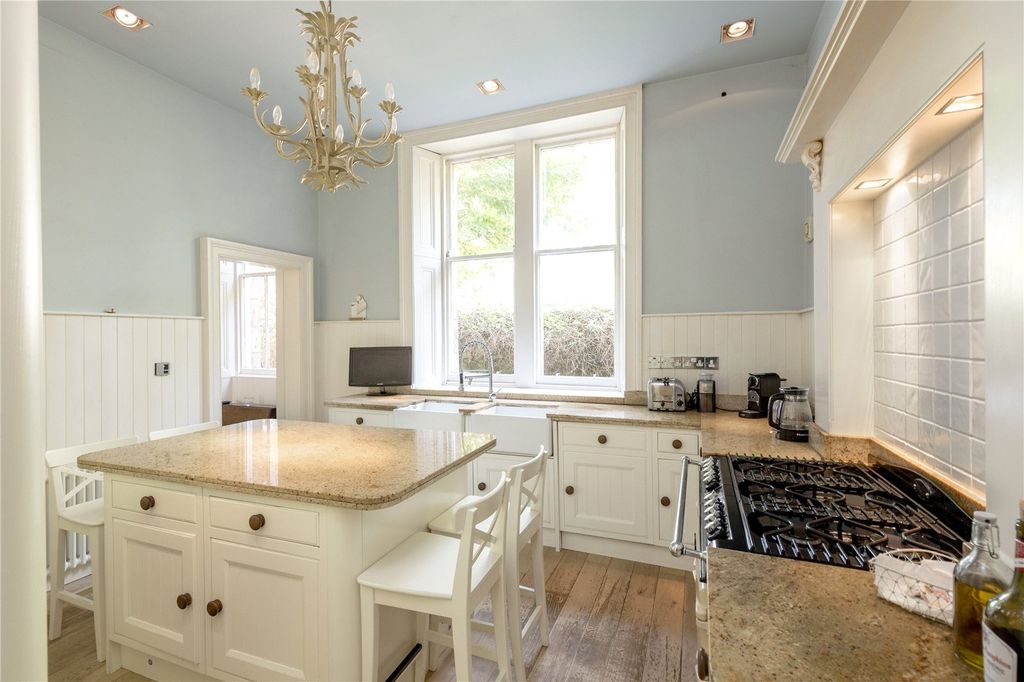 Additional image 4 of 6 bed detached house for sale23 Newbattle Road, Eskbank, Midlothian EH22