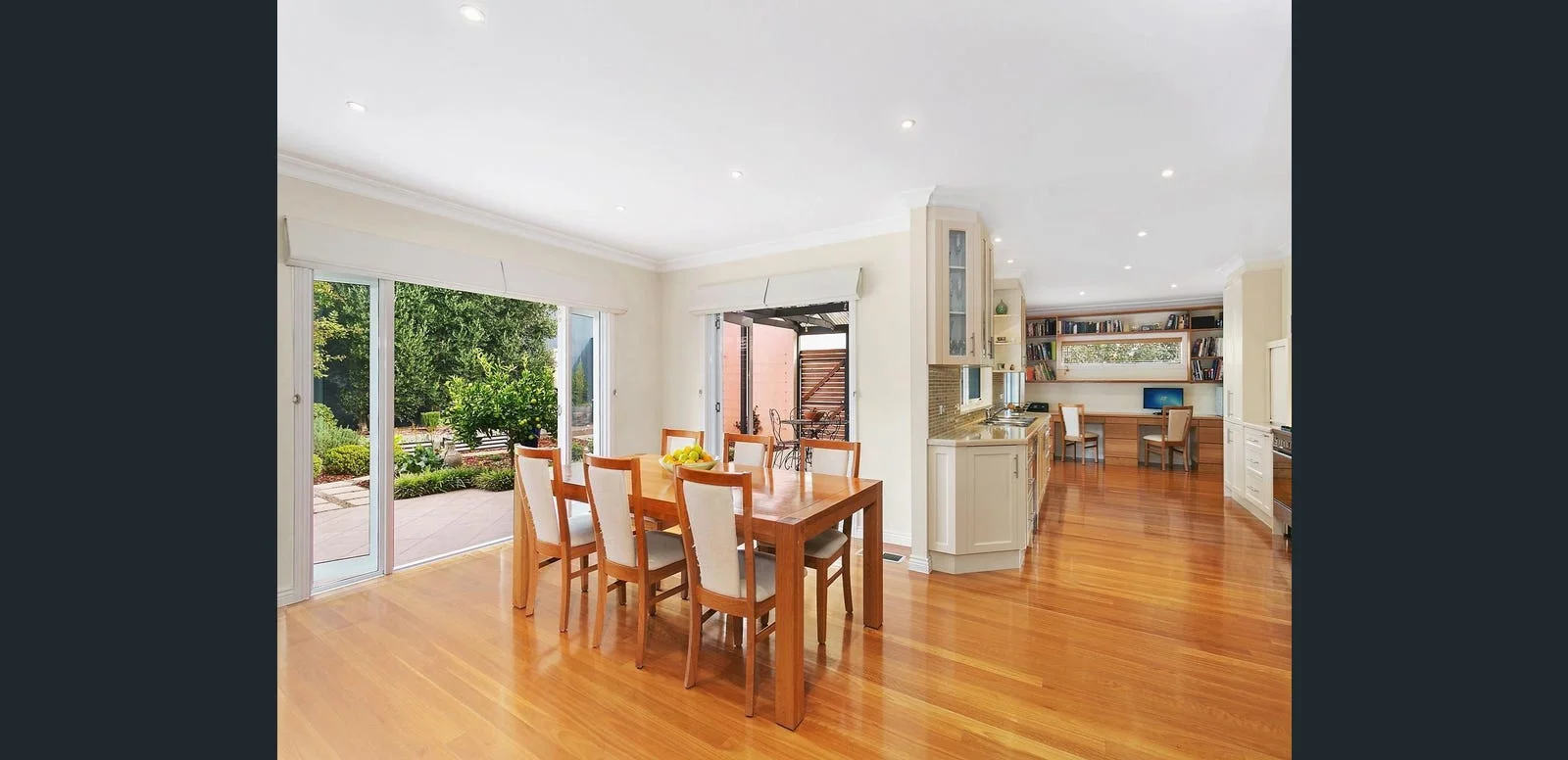 Additional image 3 of 872 Centre Road, Bentleigh East VIC 3165