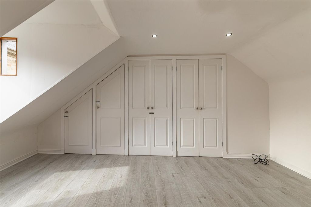 Additional image 15 of 3 bed flat for sale62 High Street, Galashiels TD1