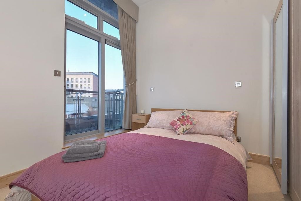Additional image 6 of 2 bed flat for salePark Row, Bristol BS1