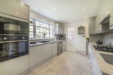Langham Road, Teddington TW11