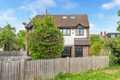 Singleton Close SW17