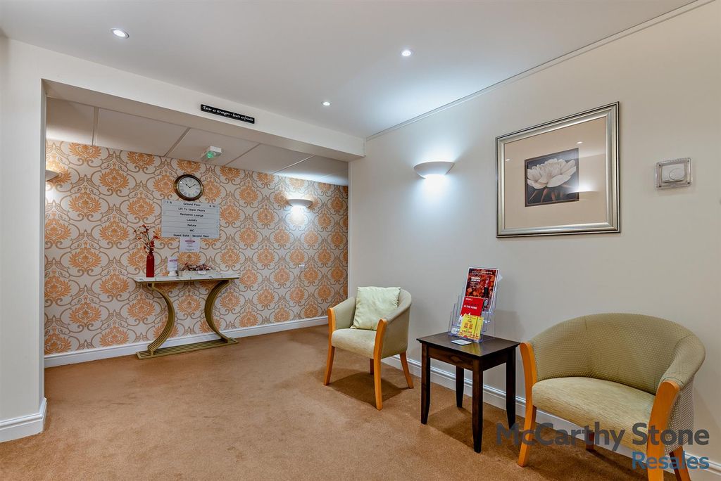 Additional image 14 of 2 bed flat for saleCabot Court, Bath Road, Longwell Green, Bristol BS30