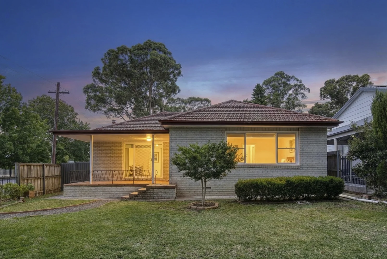 18 Royston Parade, Asquith NSW 2077 photo 2