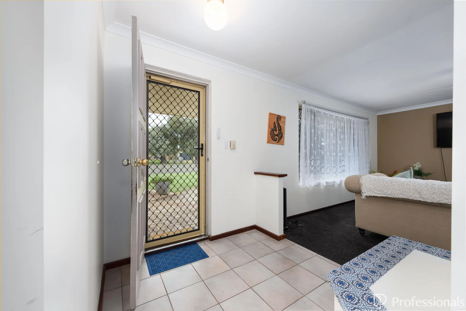 Additional image 4 of 46 The Avenue, Warnbro WA 6169