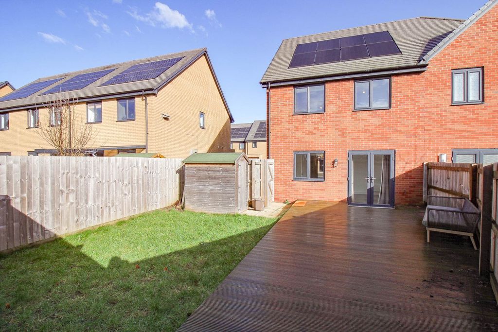 Additional image 18 of 3 bed semi-detached house for saleFox Avenue, Yatton, Bristol BS49