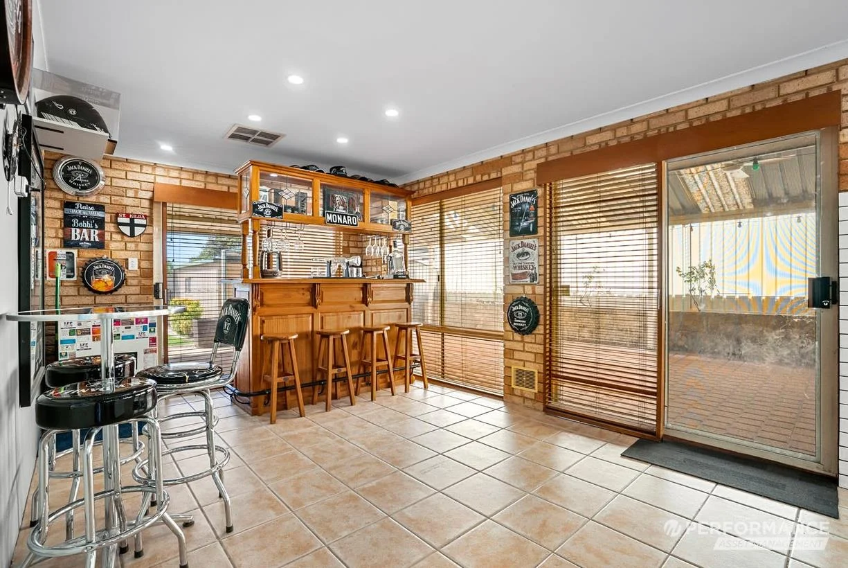 Additional image 11 of 10 Muir Close, Waikiki WA 6169