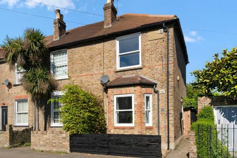 Tentelow Lane, Norwood Green, Southall UB2