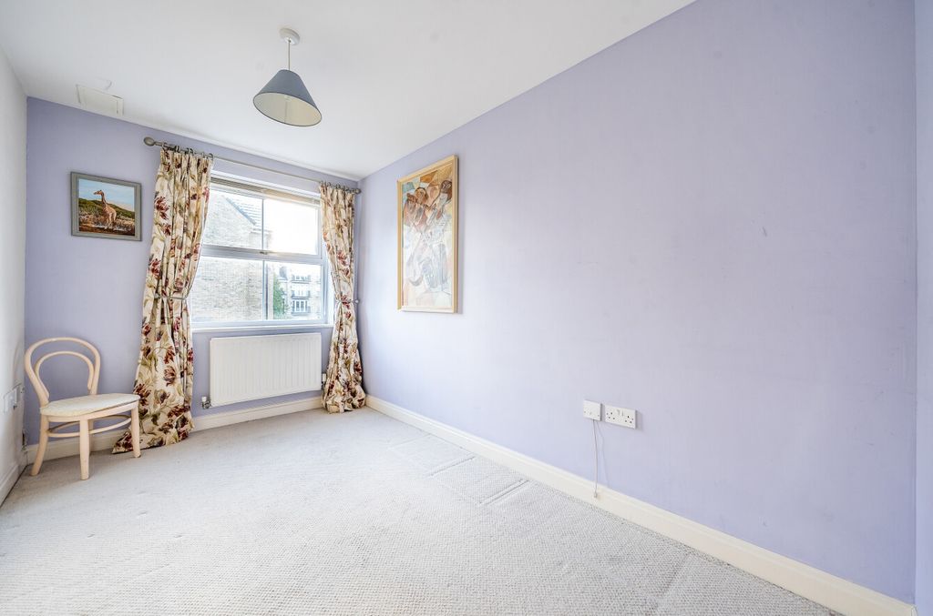 Additional image 10 of 3 bed flat for saleMarshall Square, Banister Park, Southampton, Hampshire SO15