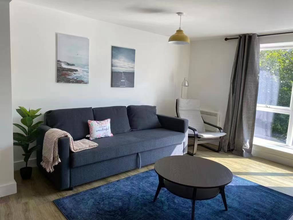 2 bed flat for saleSpringfield Road, Cambridge CB4