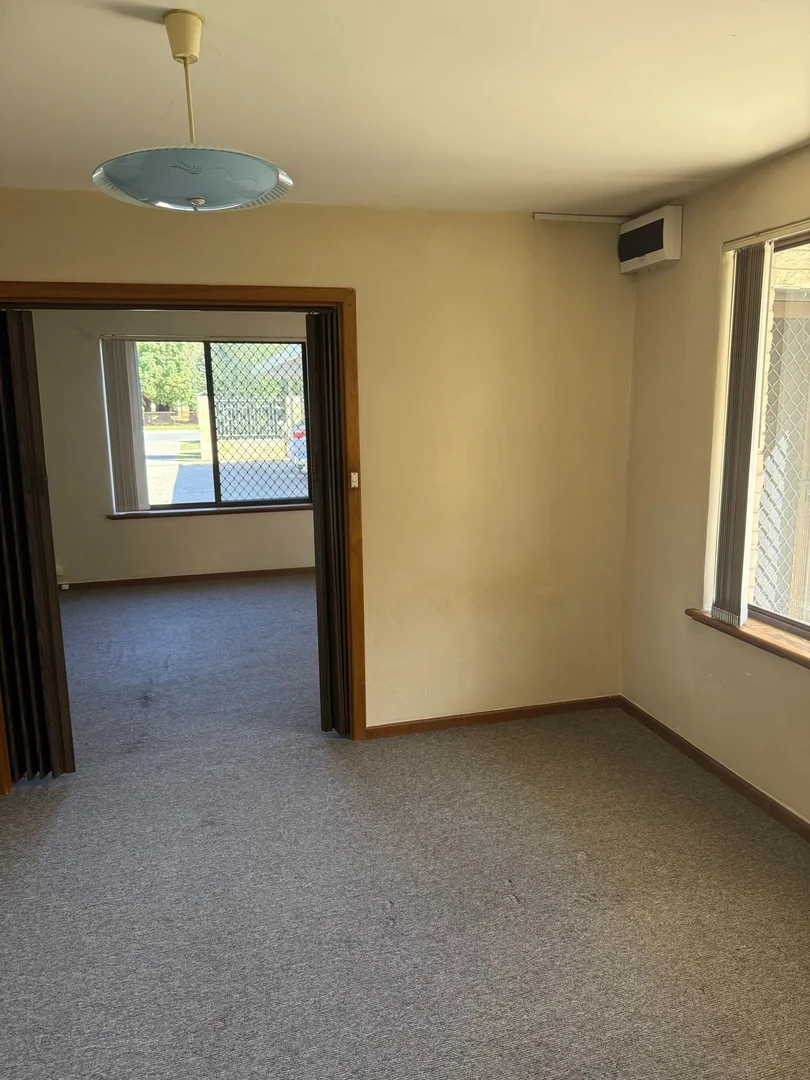 Additional image 8 of 2/126 Central Av, Inglewood WA 6052