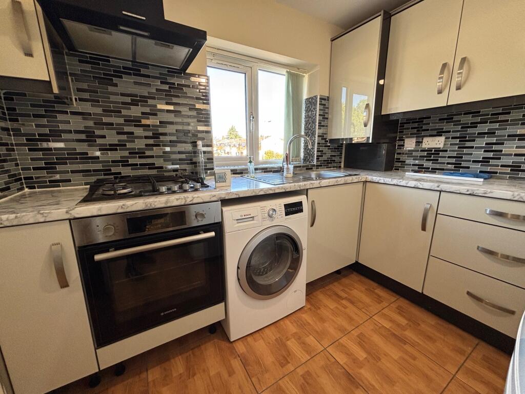 Wisley Way, B32