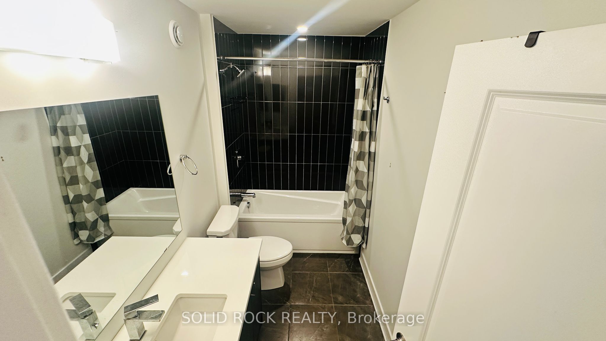 Additional image 3 of 135 Rockmelon Street, Ottawa, ON, K1X 0K3