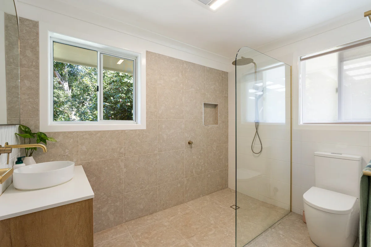 Additional image 11 of 231-233 Rowbotham Street, Middle Ridge QLD 4350