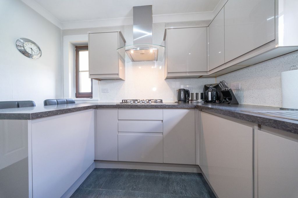 Additional image 5 of 2 bed flat for saleJubilee Road, Whitburn EH47