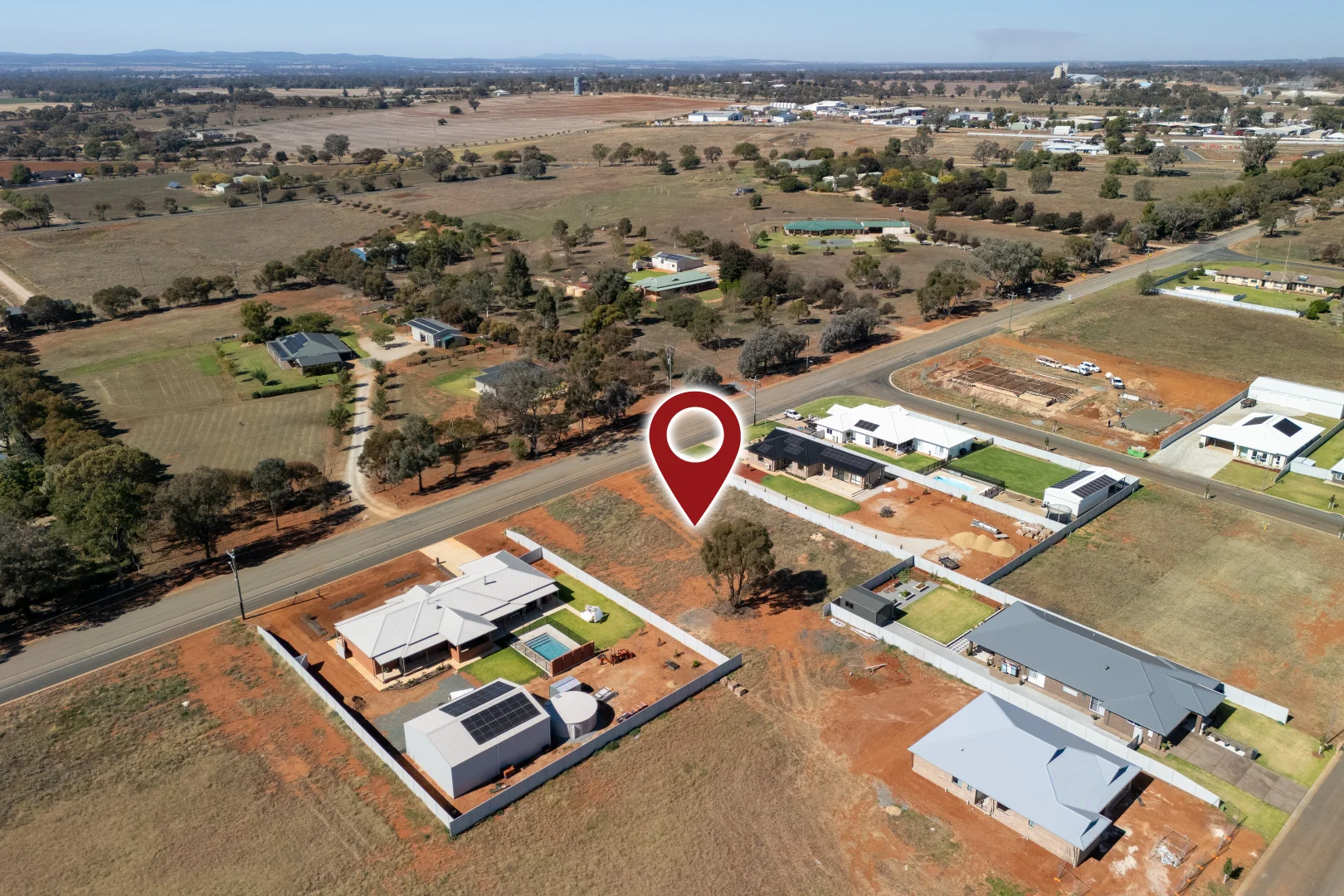 49 Bundawarrah Road, Temora NSW 2666 photo 3