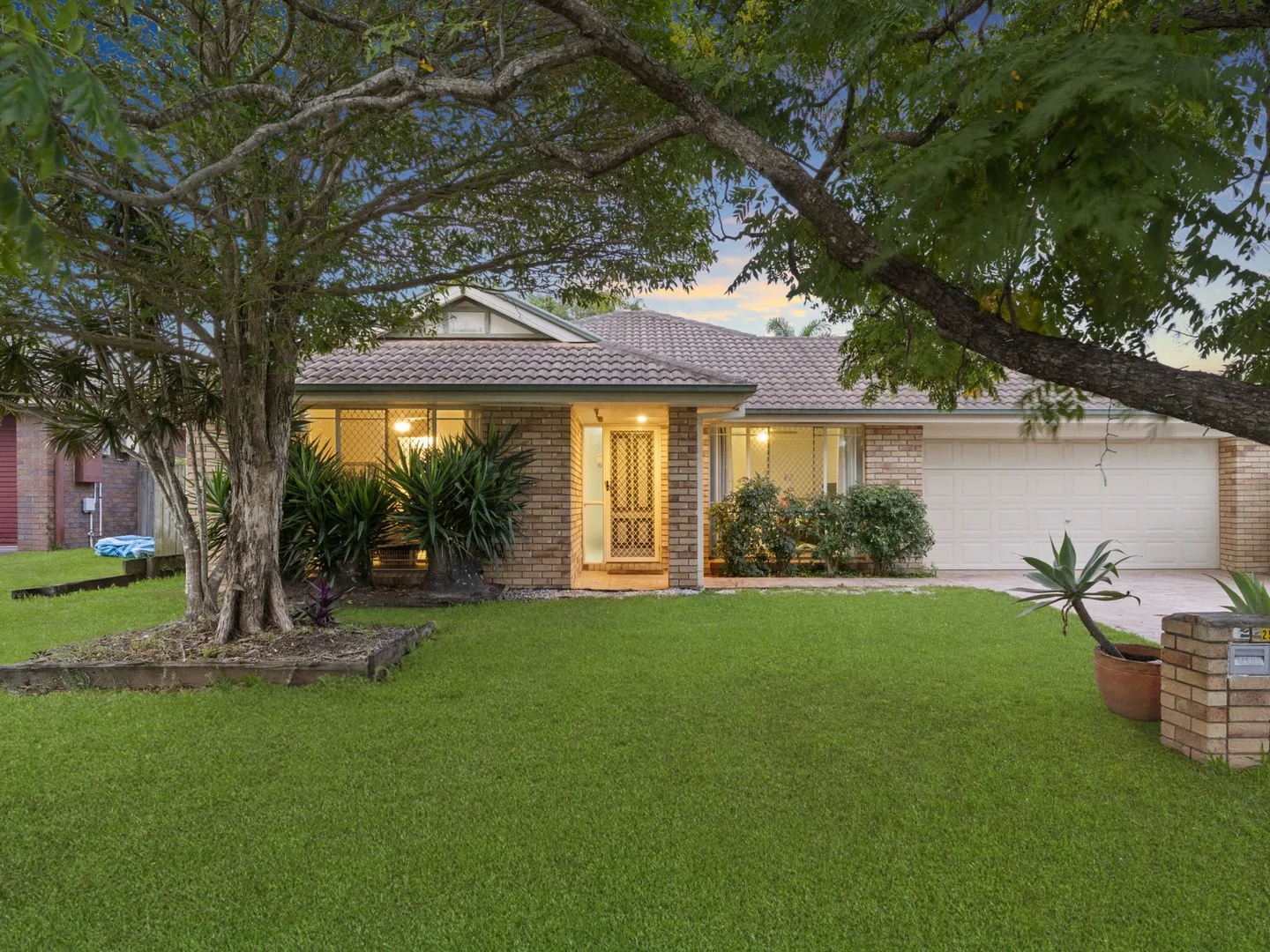 25 Rivergum Place, Calamvale QLD 4116
