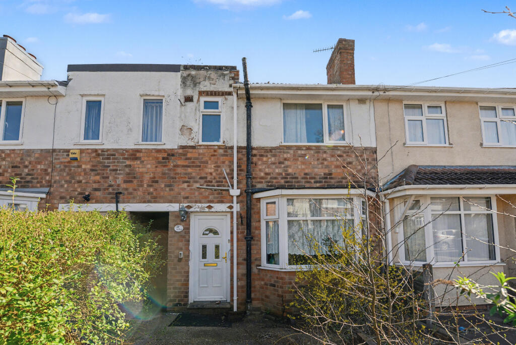 102. Edenhurst Road, Birmingham B31 4PL