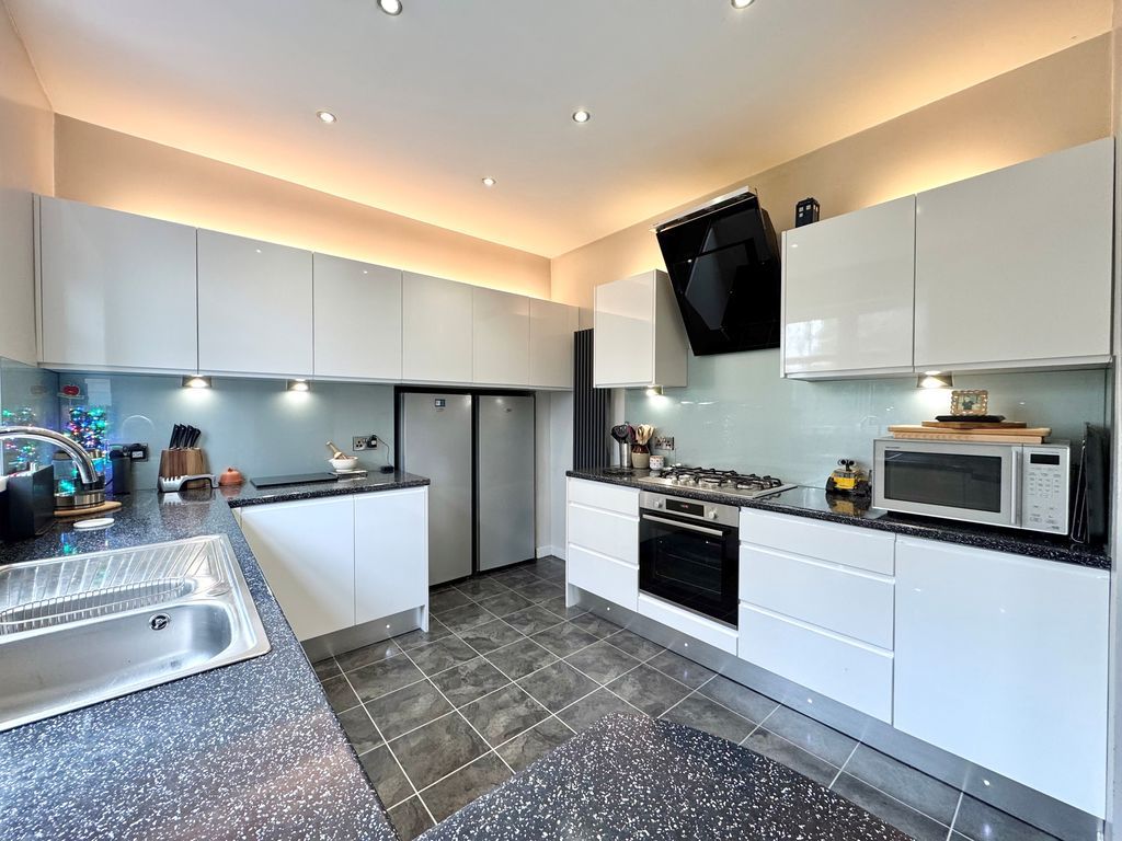 Additional image 9 of 3 bed villa for saleHolmston Crescent, Ayr KA7