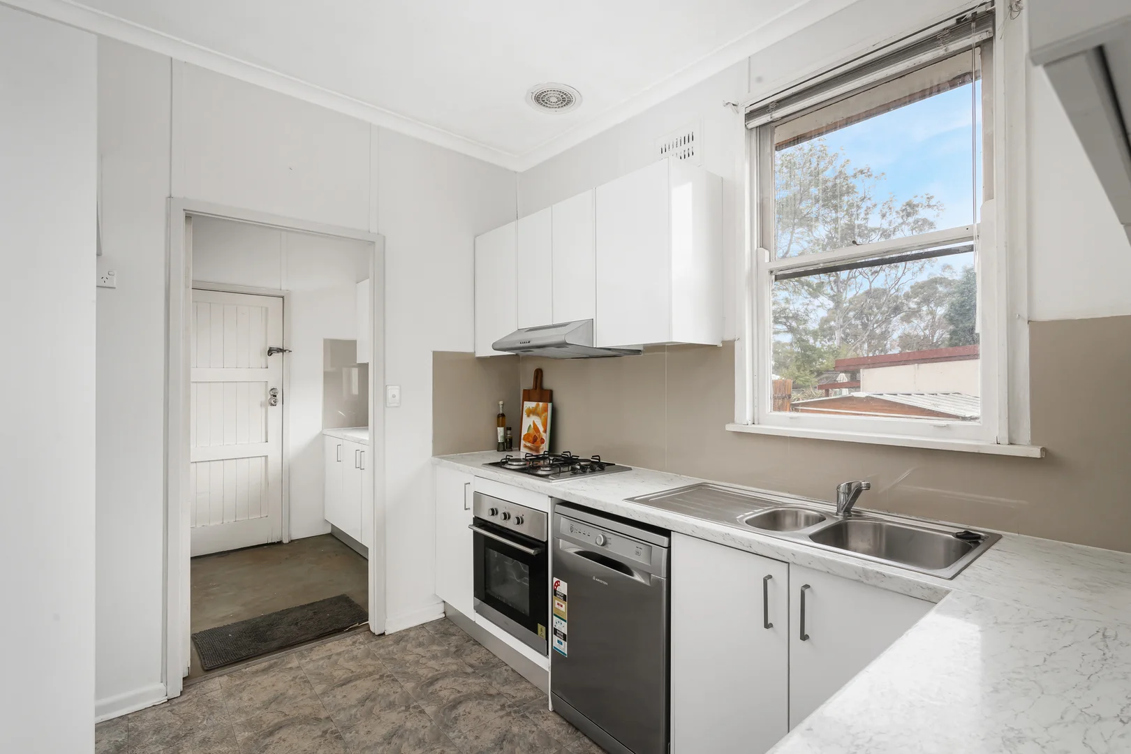 Additional image 3 of 9 Dawn Drive, Seven Hills NSW 2147
