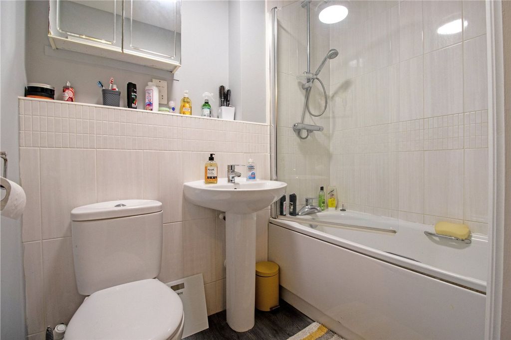 Additional image 10 of 2 bed flat for salePintail Close, Scunthorpe DN16