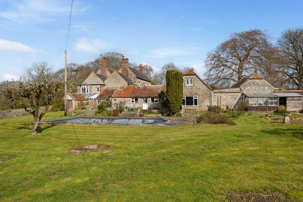 Additional image 9 of 5 bed property for saleCharnage, Mere, Warminster, Wiltshire BA12