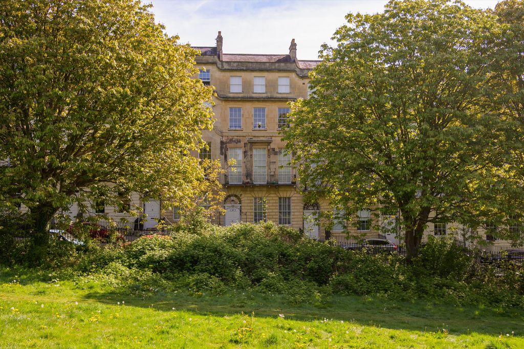 3 bed flat for saleCavendish Place, Bath, Somerset BA1