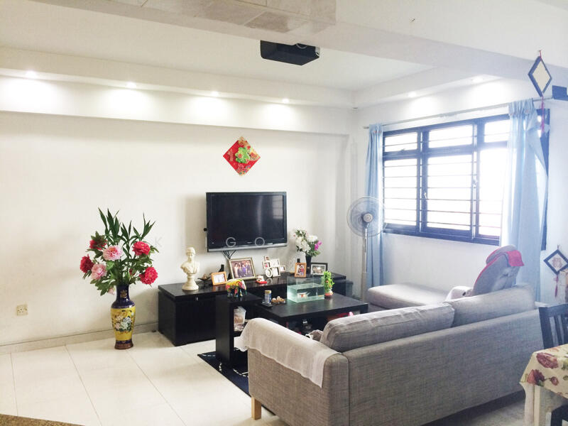 19 Cantonment Close photo 2