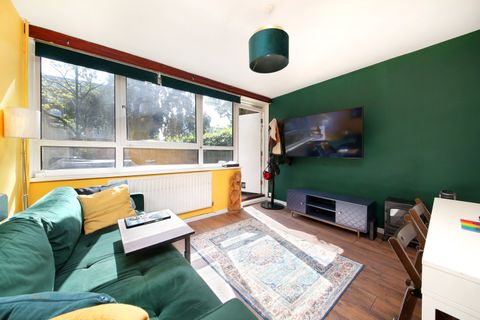 Hampson Way, South Lambeth SW8